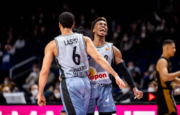 了在困境中 了在困境中